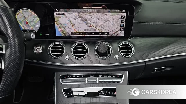 Mercedes-Benz E-Class W213 2021 Белый из Кореи, фото 5