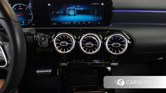 Mercedes-Benz A-Class W177 2020 Белый из Кореи, фото 5