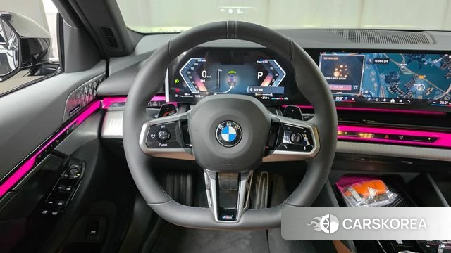 BMW 5 Series (G60) 2025 Черный из Кореи, фото 5