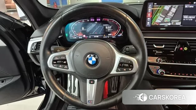 BMW 5 Series (G30) 2022 Черный из Кореи, фото 5