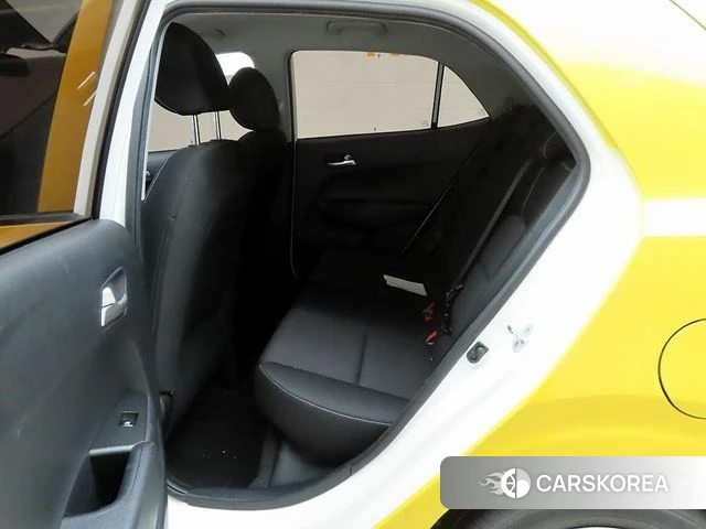 Kia Morning Urban (JA) 2022 Желтый из Кореи, фото 5