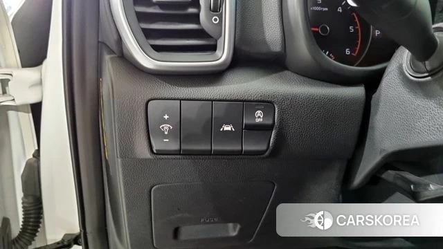 Kia Sportage The Bold 2019 Белый из Кореи, фото 5