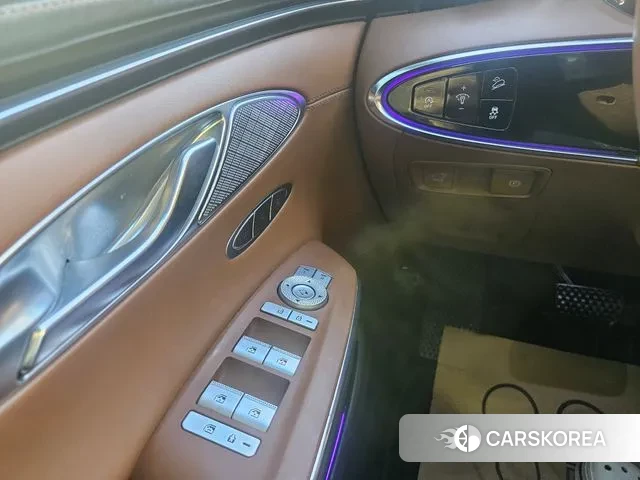 Genesis GV70 2021 Белый из Кореи, фото 5