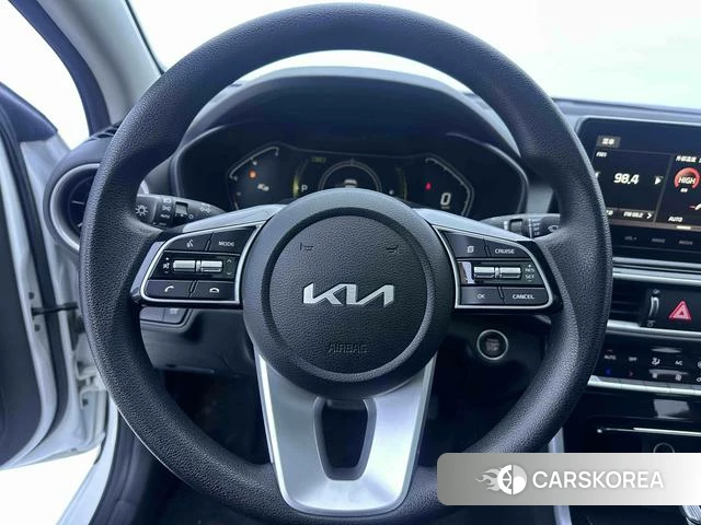 Kia K3 2021 Белый из Китая, фото 5