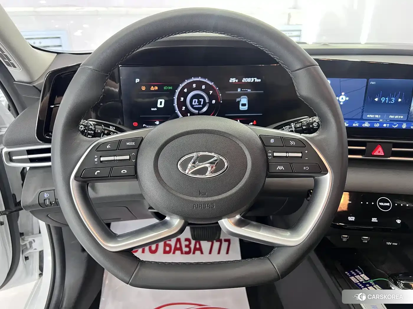 Hyundai Elantra 2023 Белый из Китая, фото 5