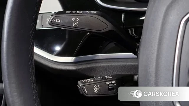 Audi Q3 (F3) 2022 Белый из Кореи, фото 5