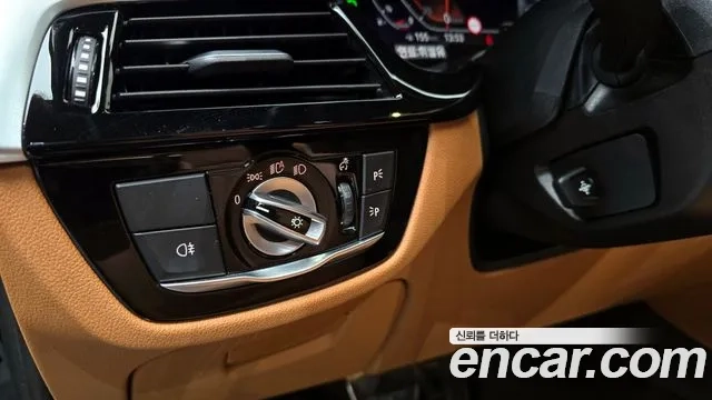 BMW 5 Series (G30) 2022 Синий из Кореи, фото 5