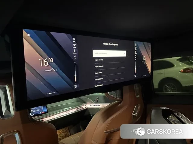 BMW 7 Series (G70) 2023 Песочный из Кореи, фото 5