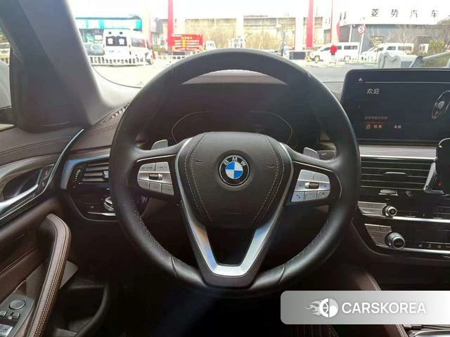 BMW 5 series 2021 Белый из Китая, фото 5