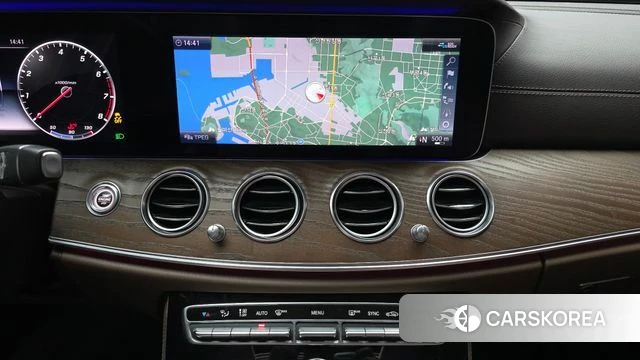 Mercedes-Benz E-Class W213 2020 Черный из Кореи, фото 5