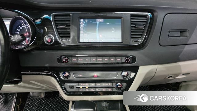 Kia The New Carnival 2018 Белый из Кореи, фото 5