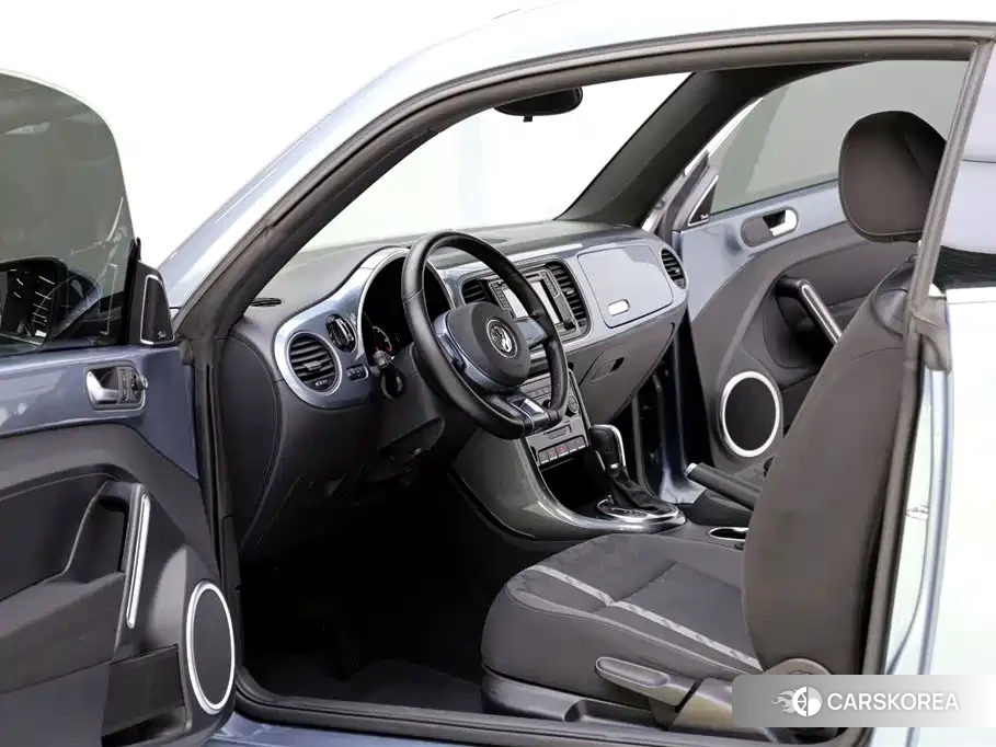Volkswagen Beetle 2019 Синий из Китая, фото 5