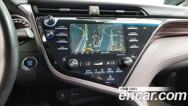 Toyota Camry (XV70) 2018 Песочный из Кореи, фото 5