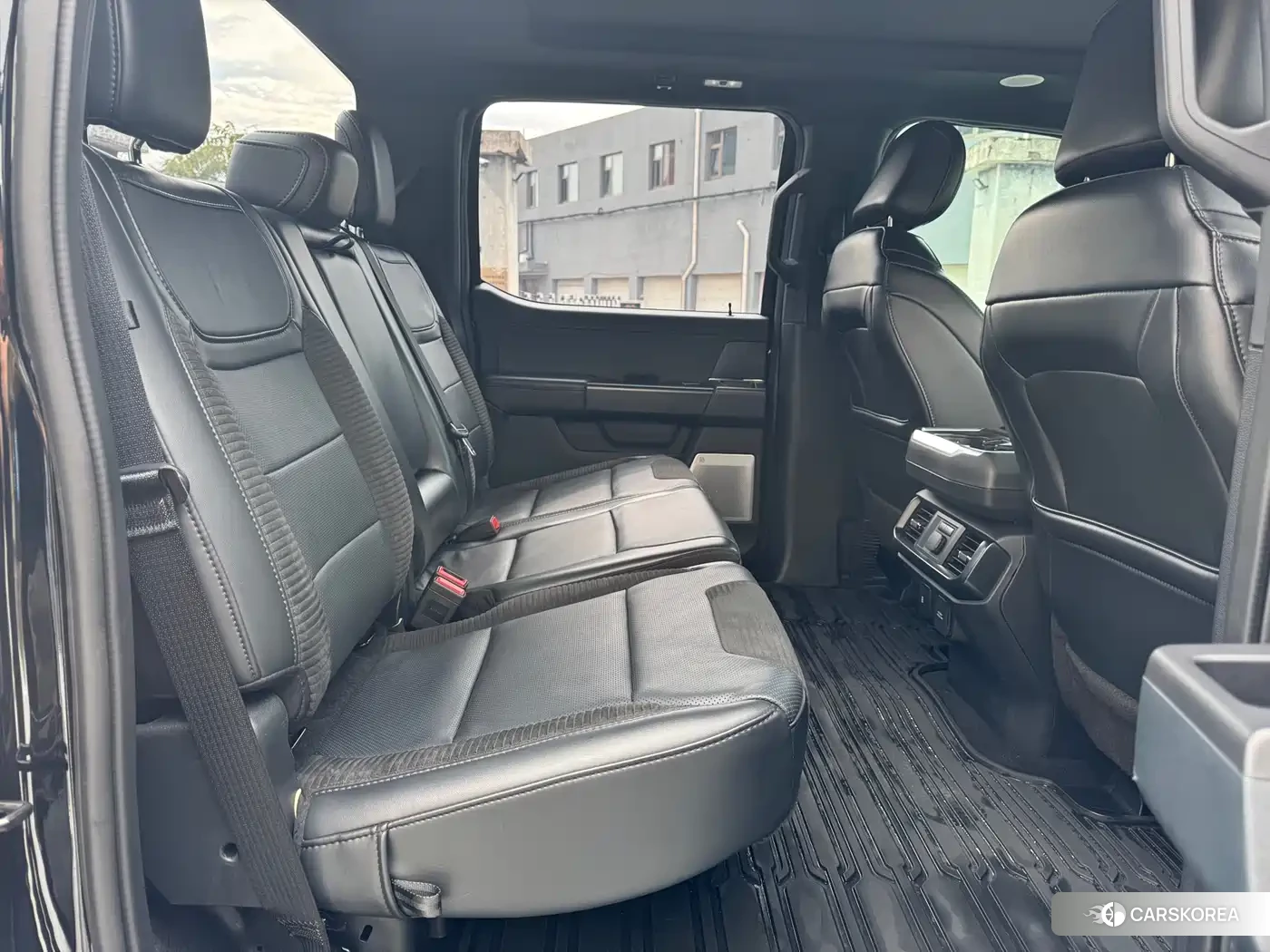 Ford F-150 Raptor 2023 Черный из Китая, фото 5