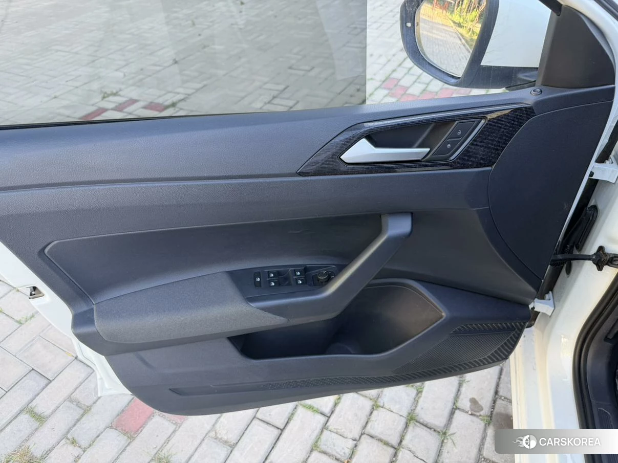 Volkswagen Lavida 2023 Белый из Китая, фото 5
