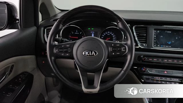 Kia The New Carnival id 4459122 из Кореи 5