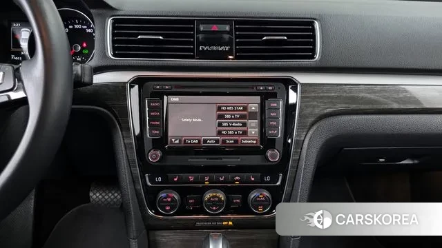 Volkswagen The New Passat 2018 Серый из Кореи, фото 5