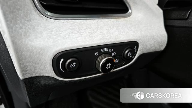 Chevrolet (GM Daewoo) Bolt EV 2019 Белый из Кореи, фото 5