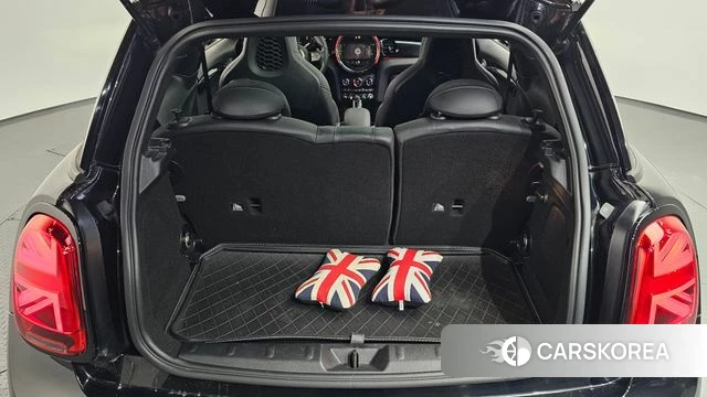 Mini Cooper S 2023 Черный из Кореи, фото 5