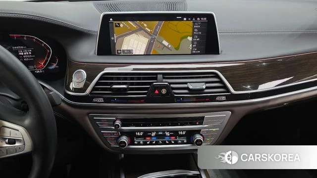 BMW 7 Series (G11) 2021 Белый из Кореи, фото 5