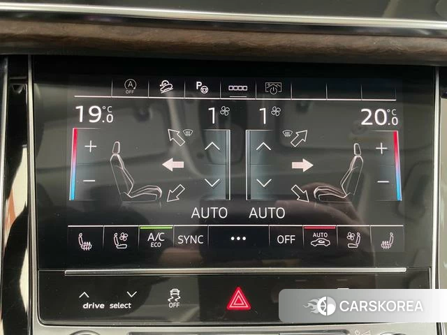 Audi Q7 2023 Черный из Китая, фото 5
