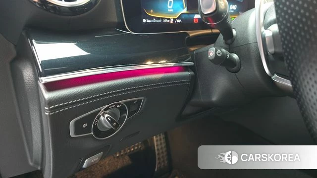 Mercedes-Benz AMG GT 2021 Черный из Кореи, фото 5