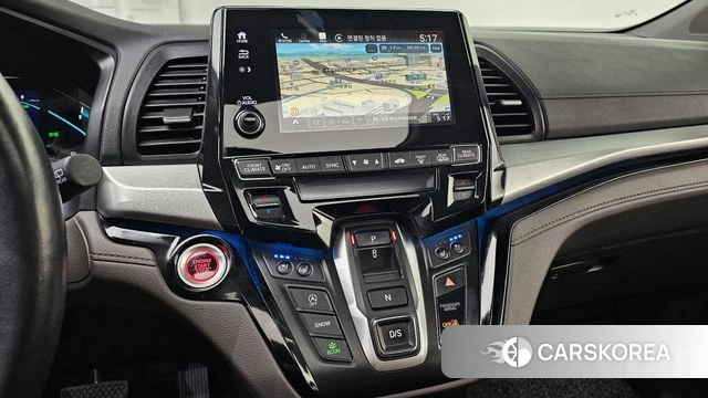 Honda Odyssey 2020 Серебристо-серый из Кореи, фото 5