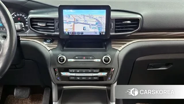 Ford Explorer 6th Generation 2019 Белый из Кореи, фото 5