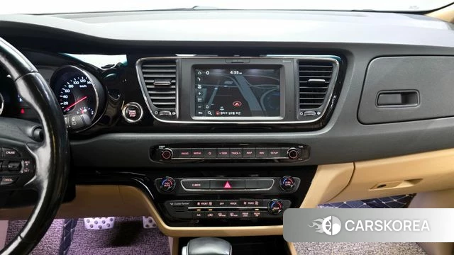 Kia The New Carnival 2018 Белый из Кореи, фото 5
