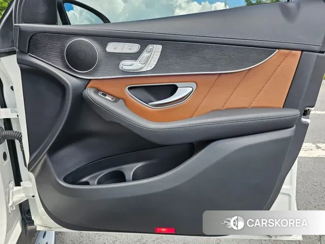 Mercedes-Benz GLC-Class X253 2022 Белый из Кореи, фото 5