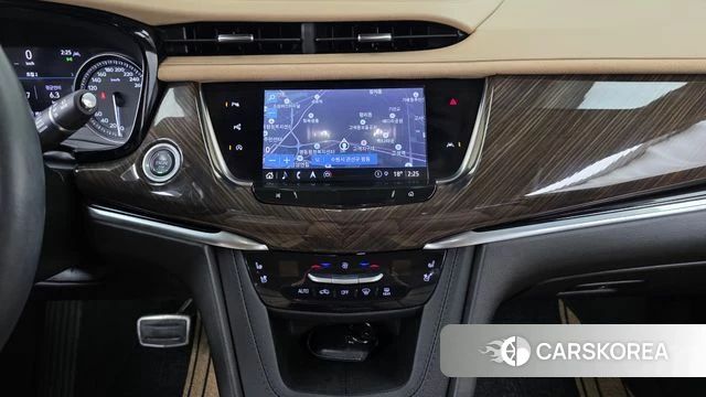 Cadillac XT6 2024 Белый из Кореи, фото 5