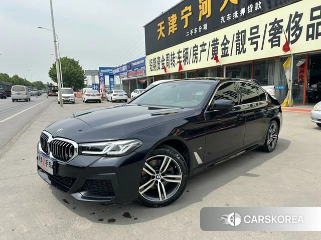 BMW 5 series 2022 Черный из Китая, фото 5