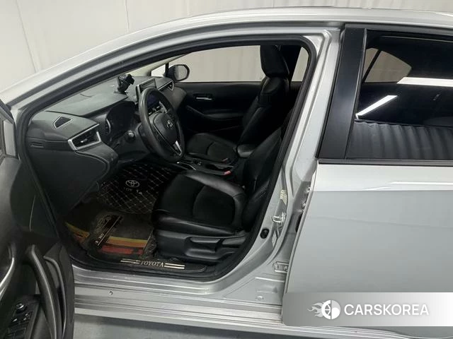 Toyota Corolla 2022 Серебристо-серый из Китая, фото 5