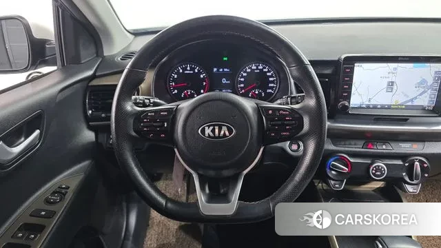 Kia Stonic 2018 Синий из Кореи, фото 5