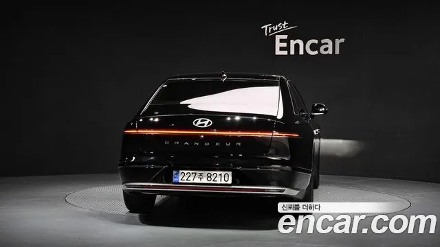 Hyundai Grandeur Hybrid (GN7) 2023 Черный из Кореи, фото 5