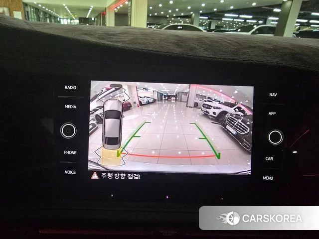 Volkswagen 7th Generation of Jetta 2023 Белый из Кореи, фото 5