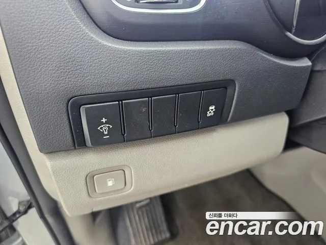 Kia The New Carnival 2018 Серебряный из Кореи, фото 5