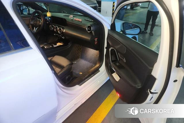 Mercedes-Benz Class A 2021 Белый из Китая, фото 5