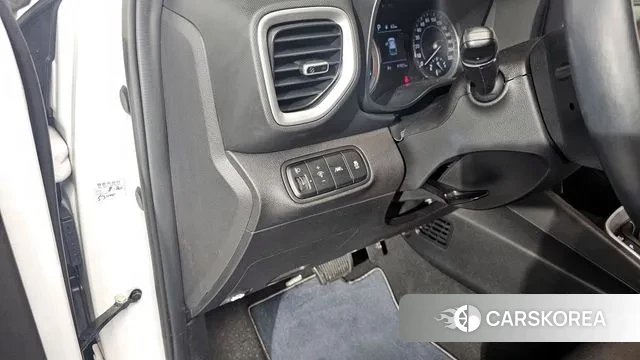 Hyundai Venue 2020 Белый из Кореи, фото 5