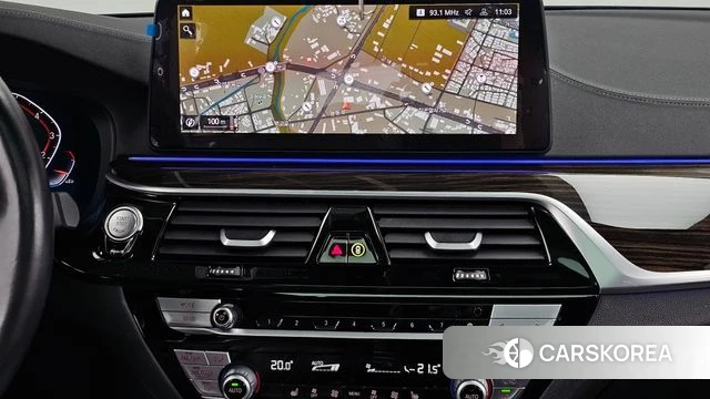BMW 5 Series (G30) 2022 Черный из Кореи, фото 5