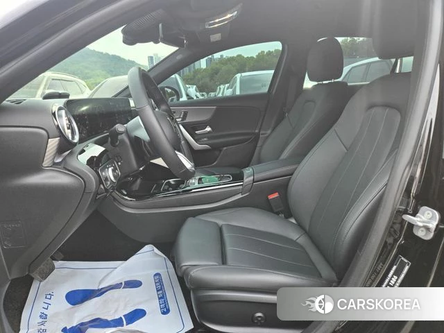 Mercedes-Benz A-Class W177 2024 Черный из Кореи, фото 5