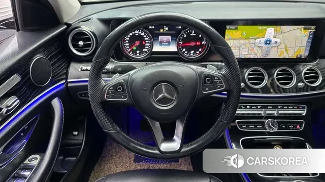 Mercedes-Benz E-Class W213 2018 Белый из Кореи, фото 5