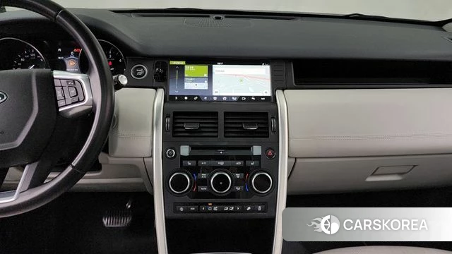 Land Rover Discovery Sports 2018 Черный из Кореи, фото 5