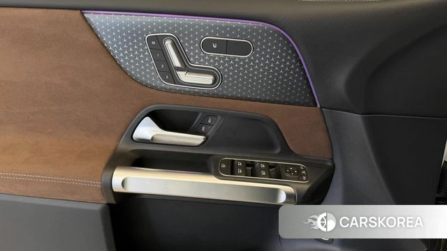 Mercedes-Benz GLB-Class X247 2025 Белый из Кореи, фото 5