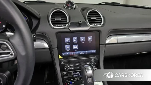 Porsche 718 Boxster 2019 Красный из Кореи, фото 5