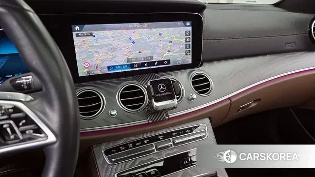 Mercedes-Benz E-Class W213 2022 Белый из Кореи, фото 5