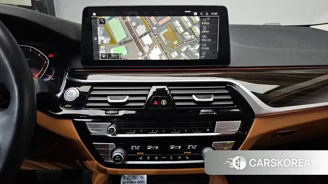 BMW 5 Series (G30) 2023 Черный из Кореи, фото 5