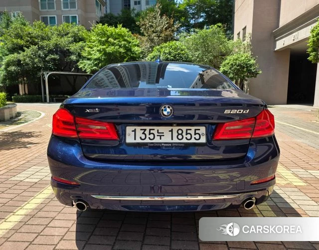 BMW 5 Series (G30) 2019 Синий из Кореи, фото 5