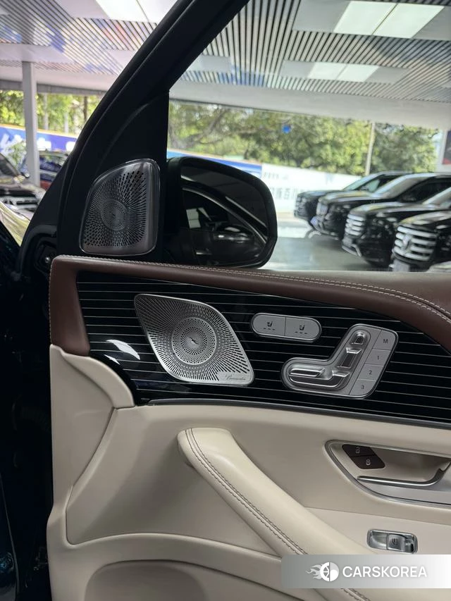 Mercedes-Benz GLS 2025 Черный из Китая, фото 5