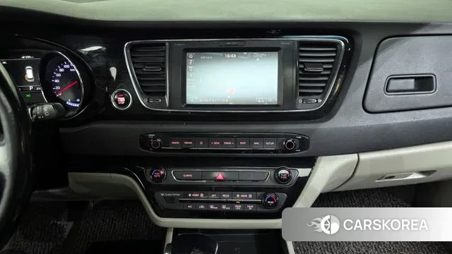 Kia The New Carnival 2018 Серый из Кореи, фото 5